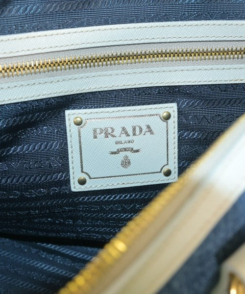 PRADA กระเป๋าถือ