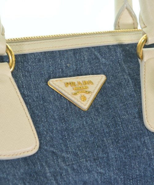 PRADA กระเป๋าถือ