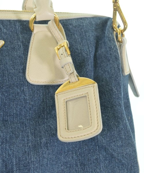 PRADA กระเป๋าถือ