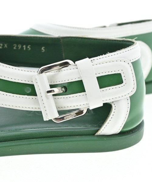 PRADA รองเท้าแตะ