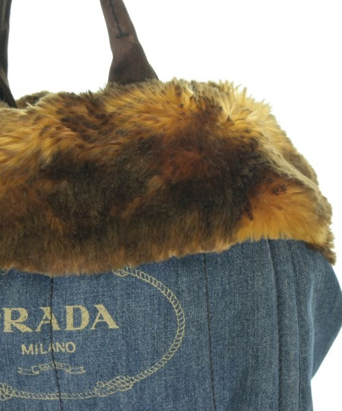 PRADA กระเป๋าถือขนาดใหญ่