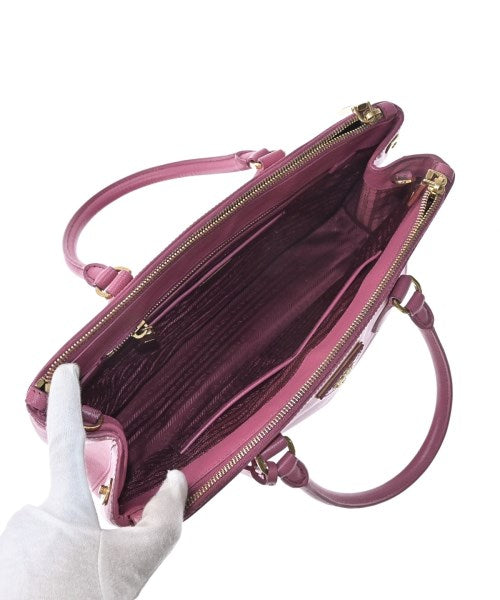 PRADA กระเป๋าถือ