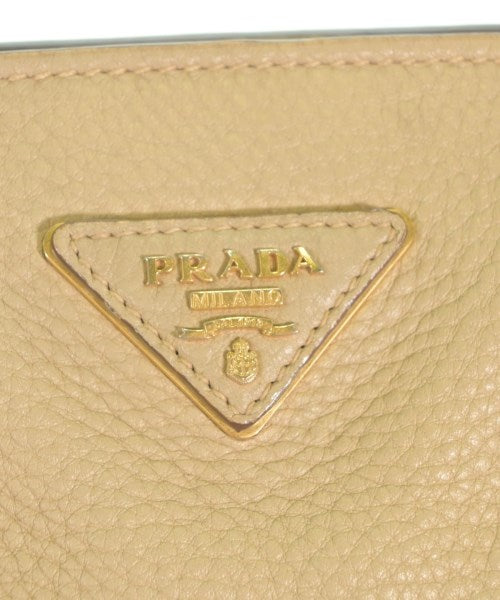 PRADA กระเป๋าถือ