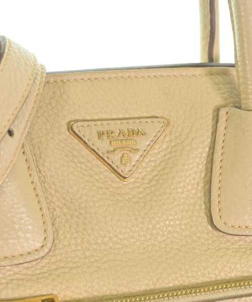 PRADA กระเป๋าถือ