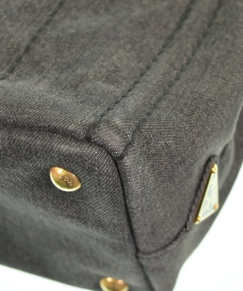 PRADA กระเป๋าถือขนาดใหญ่
