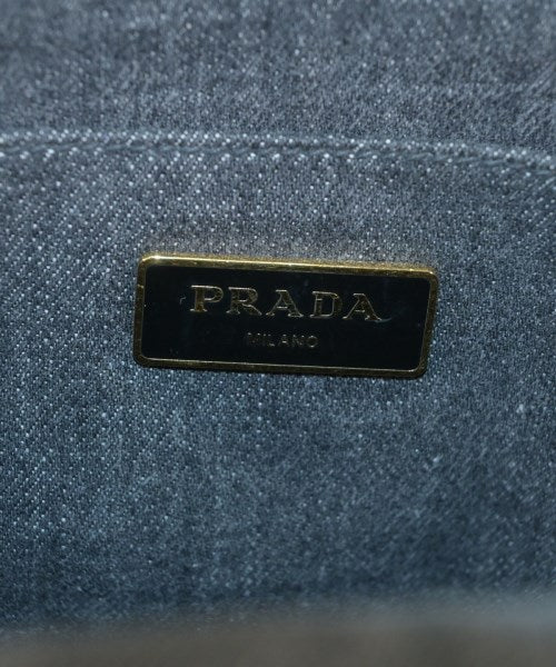 PRADA กระเป๋าถือขนาดใหญ่