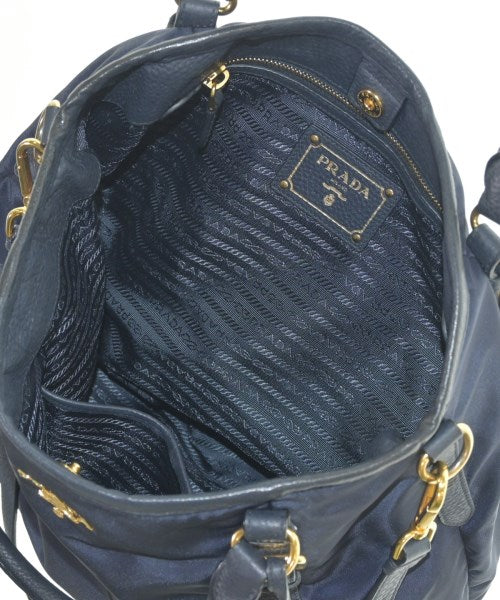 PRADA กระเป๋าถือ