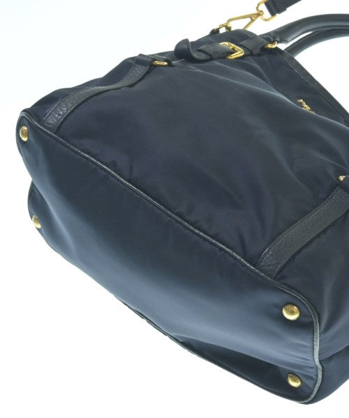 PRADA กระเป๋าถือ