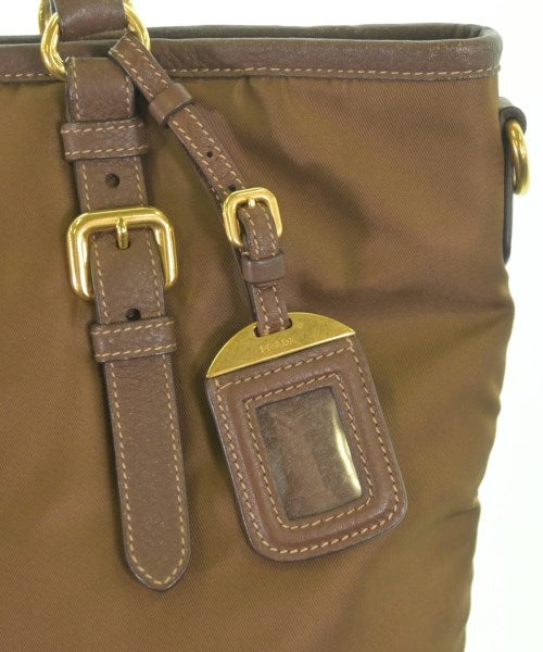 PRADA กระเป๋าถือขนาดใหญ่