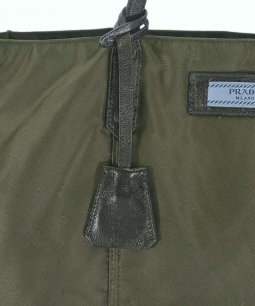 PRADA กระเป๋าถือขนาดใหญ่