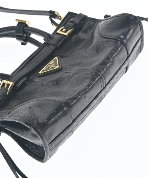 PRADA กระเป๋าถือ