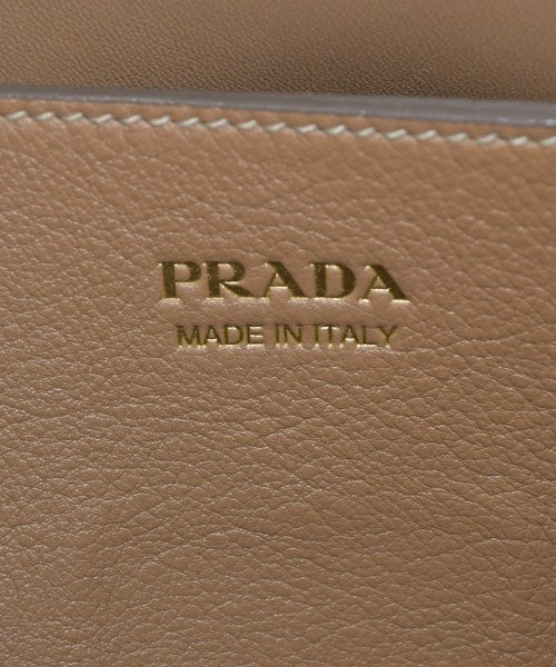 PRADA กระเป๋าถือ