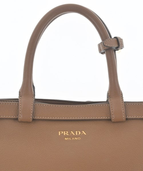 PRADA กระเป๋าถือ