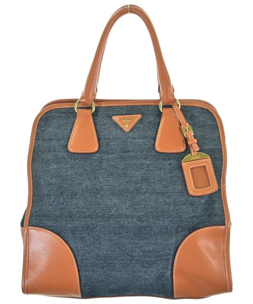 PRADA กระเป๋าถือ