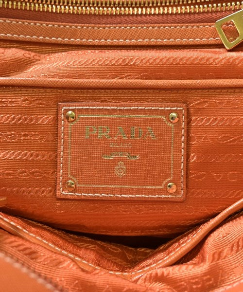 PRADA กระเป๋าถือ