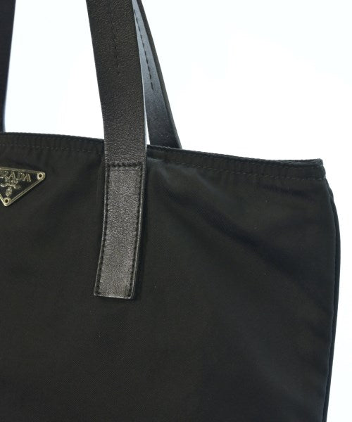 PRADA กระเป๋าถือขนาดใหญ่