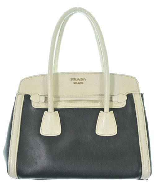 PRADA กระเป๋าถือ