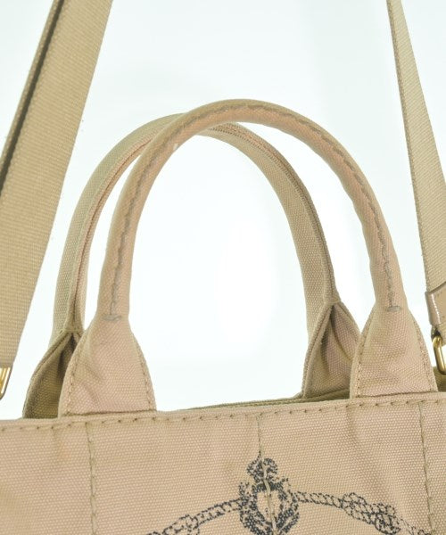 PRADA กระเป๋าถือขนาดใหญ่