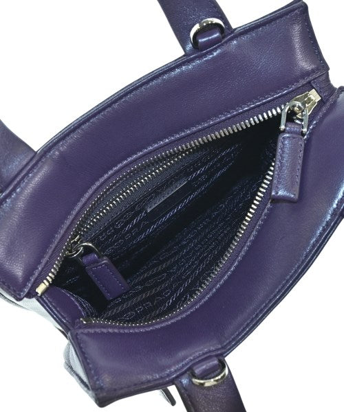 PRADA กระเป๋าถือ