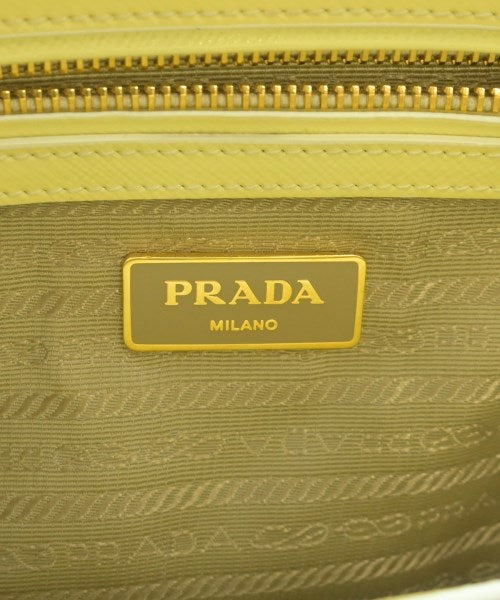 PRADA กระเป๋าถือ