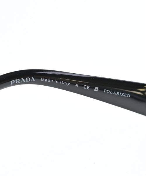 PRADA แว่นกันแดด
