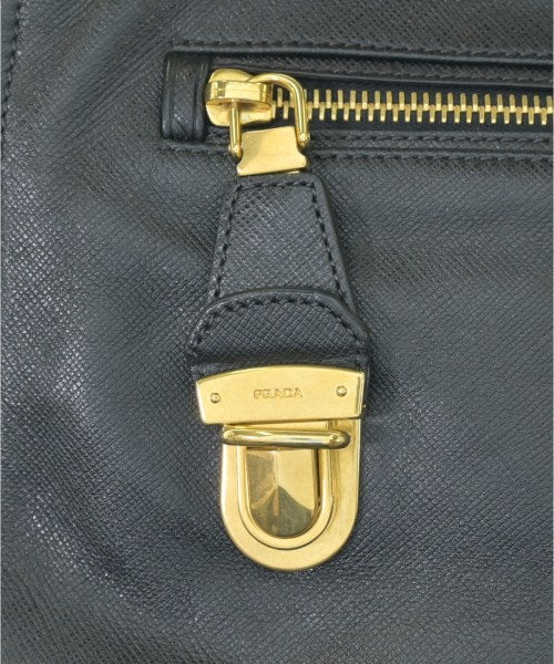 PRADA กระเป๋าถือ