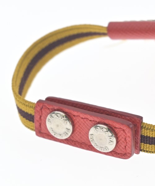 PRADA สร้อยข้อมือ/กำไล
