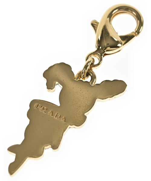 PRADA เครื่องประดับบนกระเป๋า