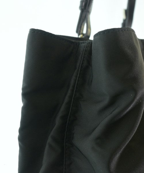 PRADA กระเป๋าถือขนาดใหญ่