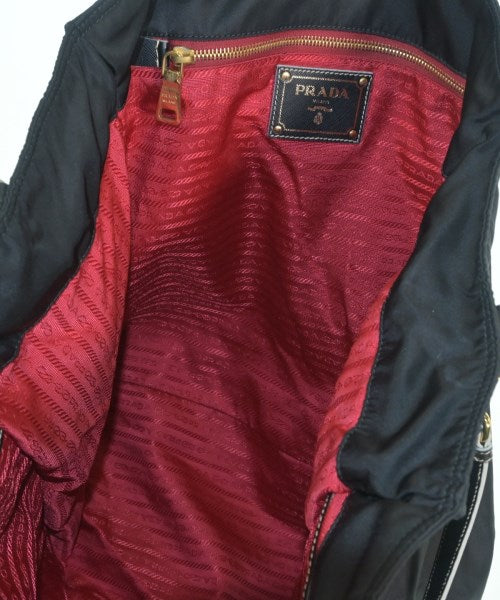 PRADA กระเป๋าถือขนาดใหญ่