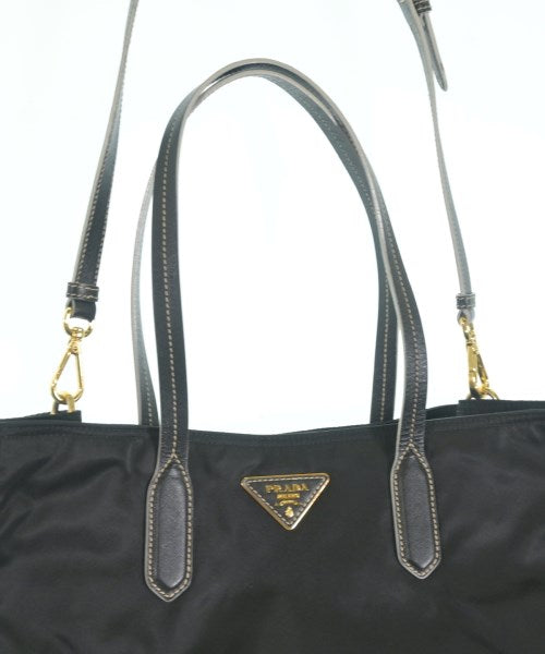 PRADA กระเป๋าถือขนาดใหญ่