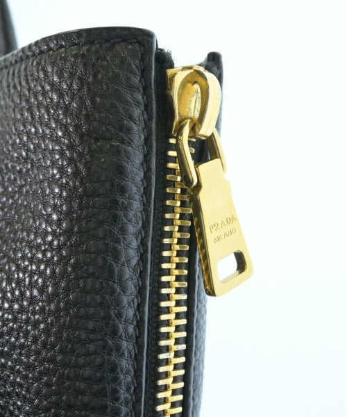 PRADA กระเป๋าถือขนาดใหญ่