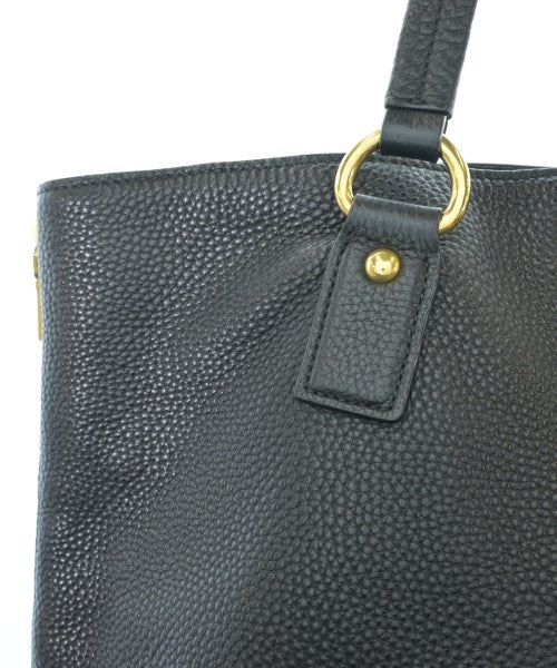 PRADA กระเป๋าถือขนาดใหญ่