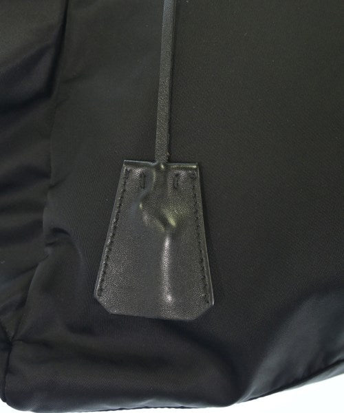 PRADA กระเป๋าถือ
