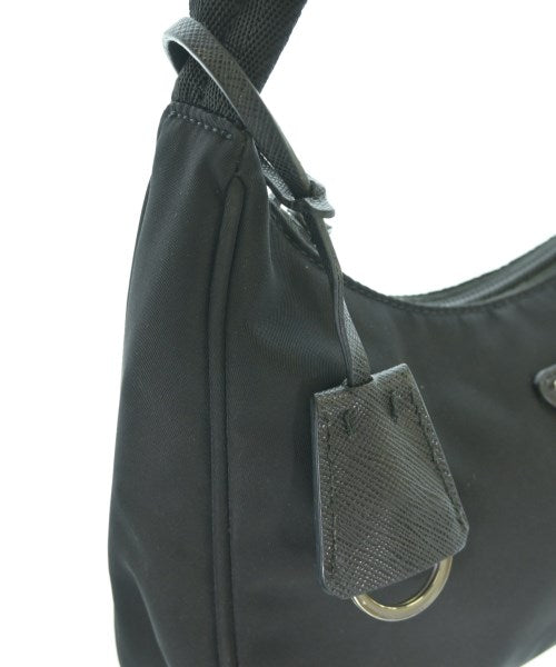 PRADA กระเป๋าถือ