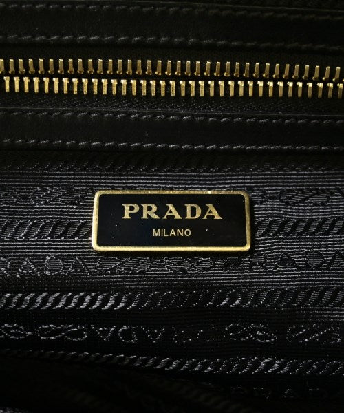 PRADA กระเป๋าถือ