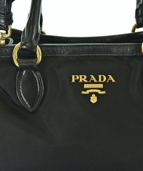 PRADA กระเป๋าถือ