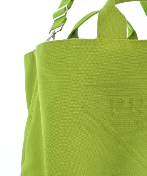 PRADA กระเป๋าถือขนาดใหญ่