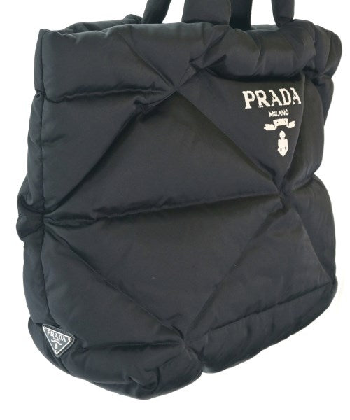 PRADA กระเป๋าถือขนาดใหญ่