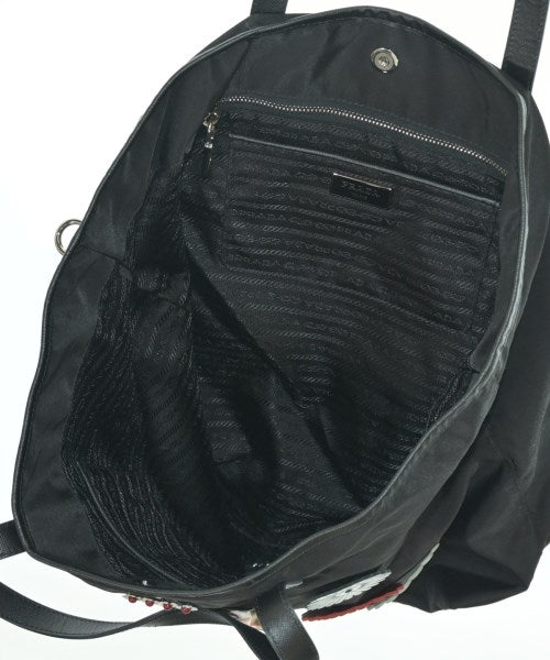 PRADA กระเป๋าถือขนาดใหญ่