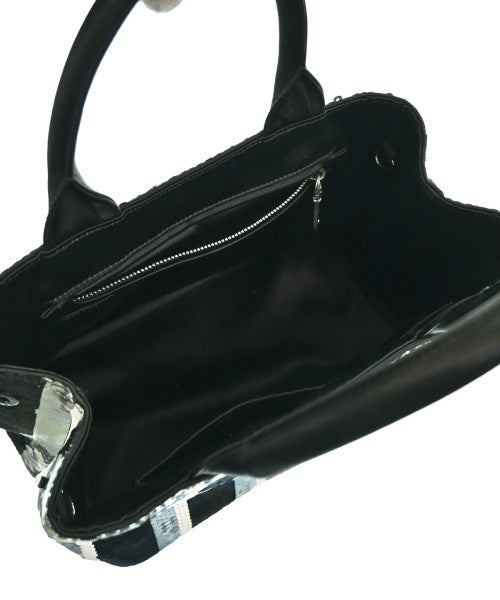 PRADA กระเป๋าถือ