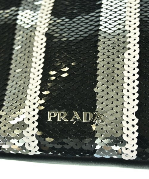 PRADA กระเป๋าถือ