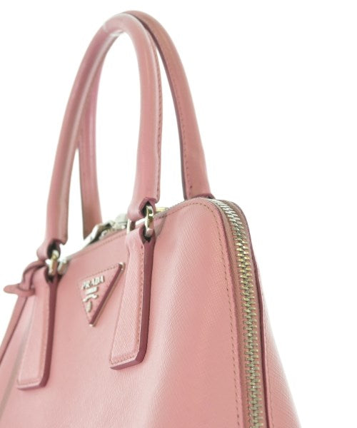 PRADA กระเป๋าถือ