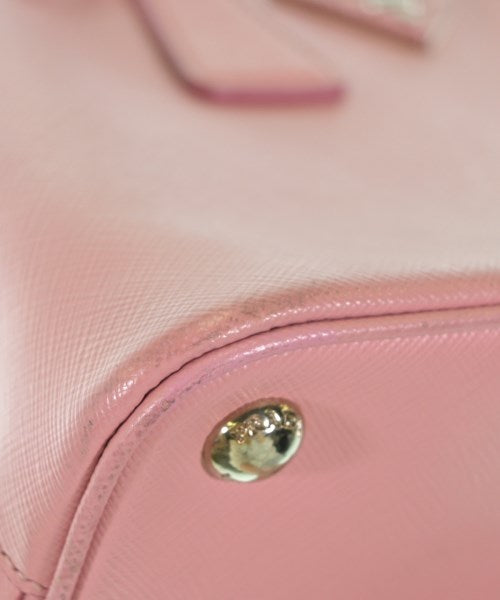 PRADA กระเป๋าถือ
