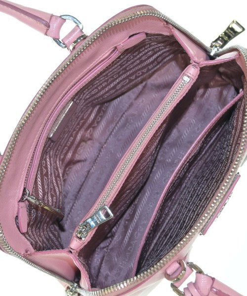 PRADA กระเป๋าถือ