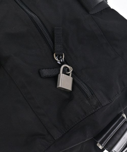 PRADA กระเป๋าใส่อุปกรณ์ขนาดใหญ่