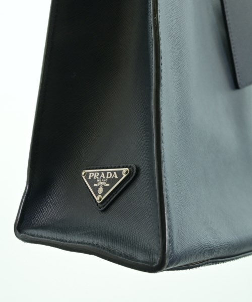 PRADA กระเป๋าถือขนาดใหญ่