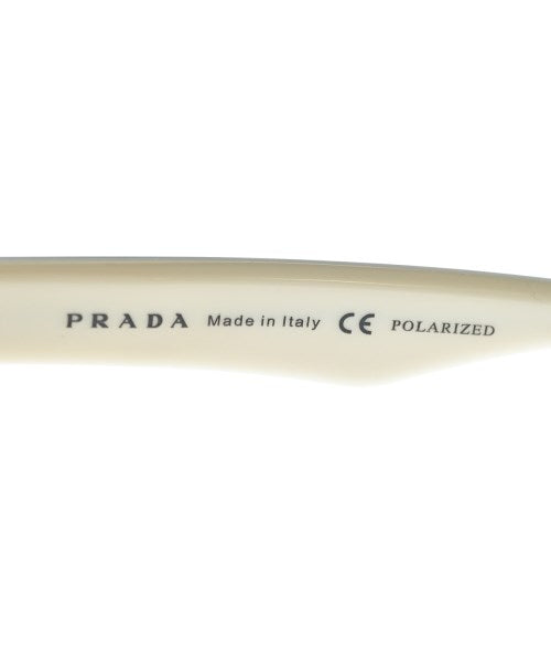 PRADA แว่นกันแดด
