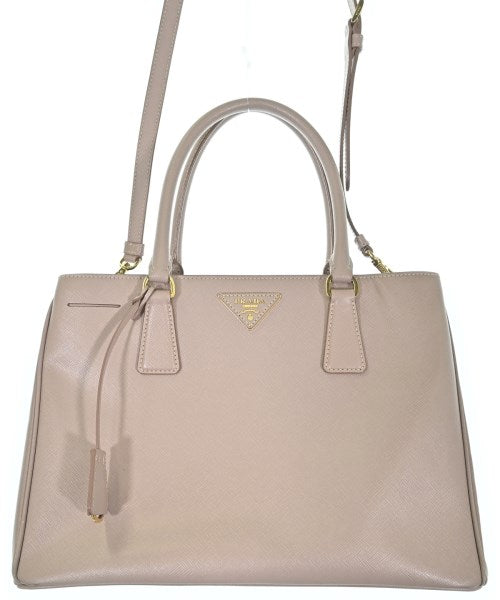 PRADA กระเป๋าถือ
