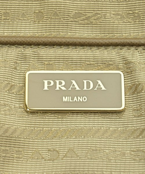 PRADA กระเป๋าถือขนาดใหญ่